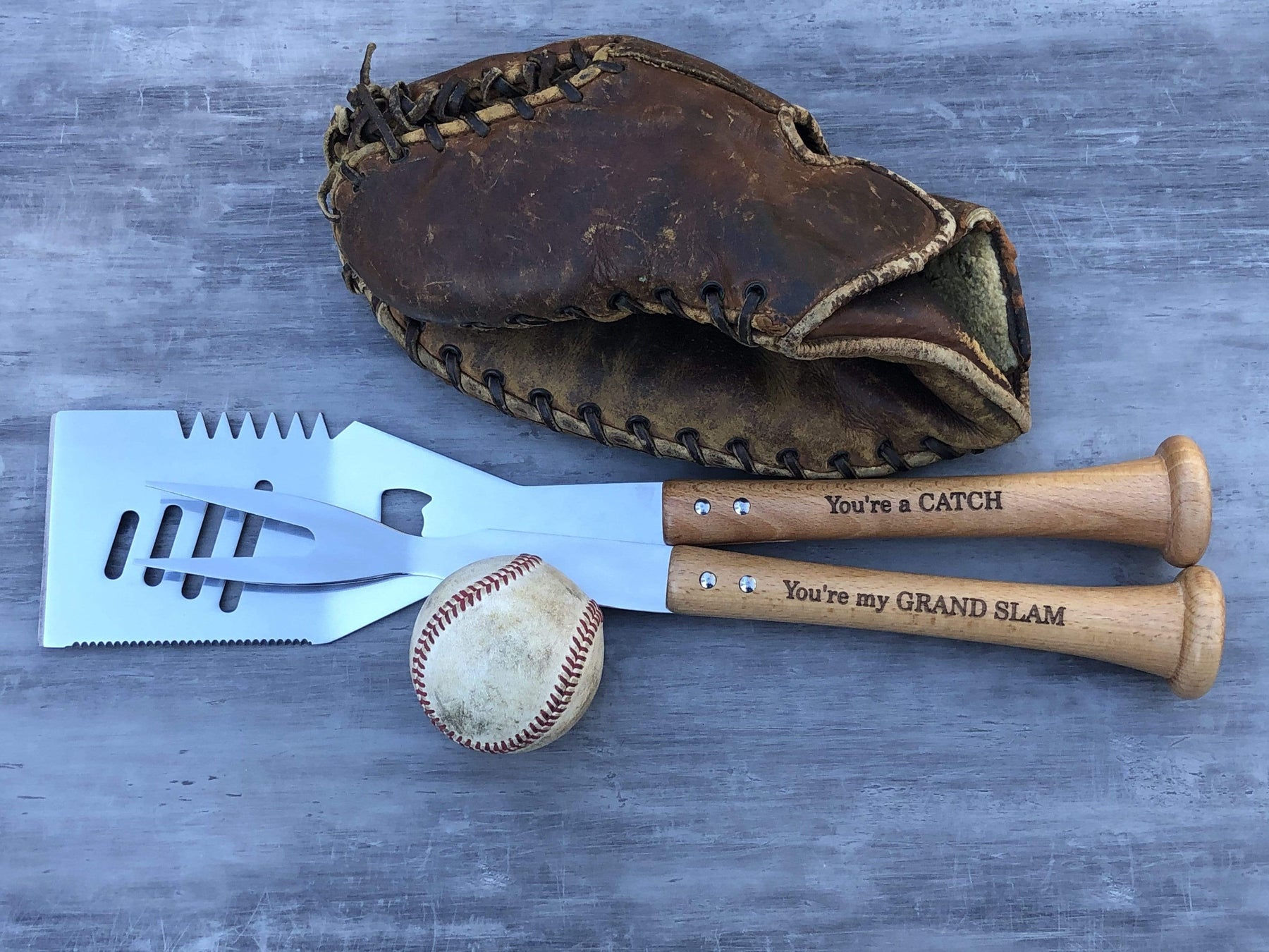 3-in-1 Baseball Umpire Plate Brush Tool with Scraper